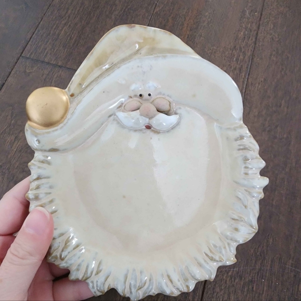 Vintage Santa stoneware pottery Small plate - Picture 2 of 4